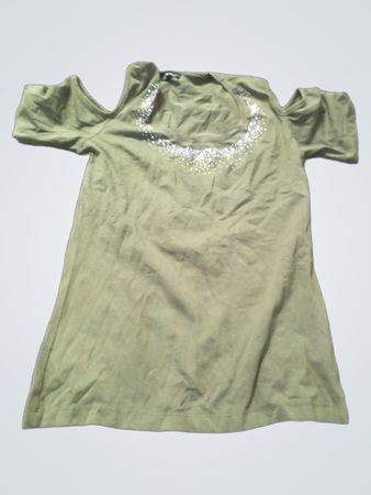 Grünes Cold Shoulder T-Shirt mit Strasskragen