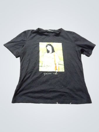 MOHITO COLLECTION Schwarzes geripptes T-Shirt mit Grafikdruck