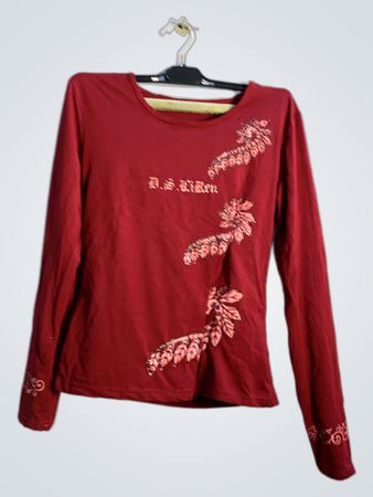 D.S. LiRen Rot Langarmhemd mit floralen Verzierungen