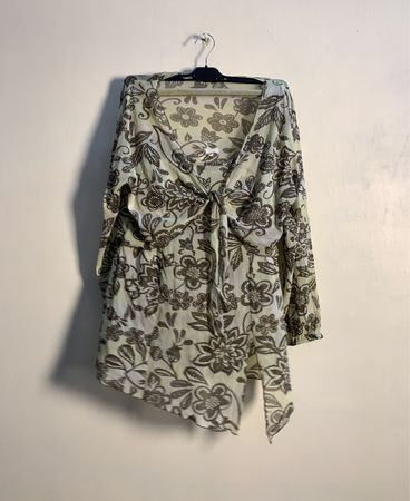 WEARHOUSE Floral Langarmoberteil