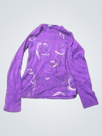 Violettes Langarmshirt mit floralem Design