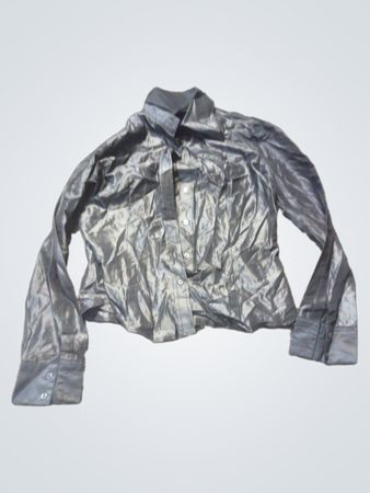 Schwarzes Button-Up-Hemd