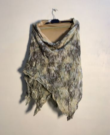 cache cache Damen Beige Grüner Blumenmuster Asymmetrischer Saum Poncho