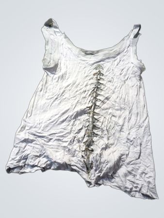 Weißes Tanktop mit Verzierung