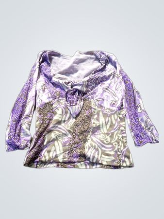 Bluse mit lila und weißen Mustern