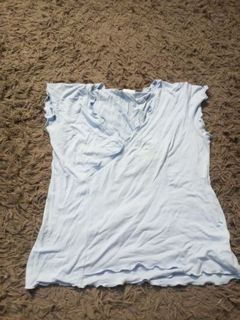 T-shirt V-neck bleu clair