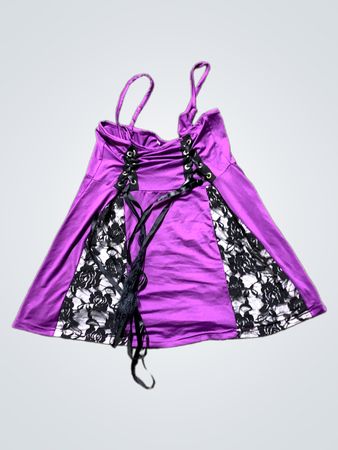 Lila Spitzenbesatz Cami