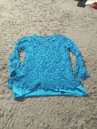 Tunique au crochet bleue
