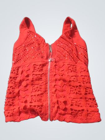 Rotes Tanktop mit Reißverschluss und Verzierungen