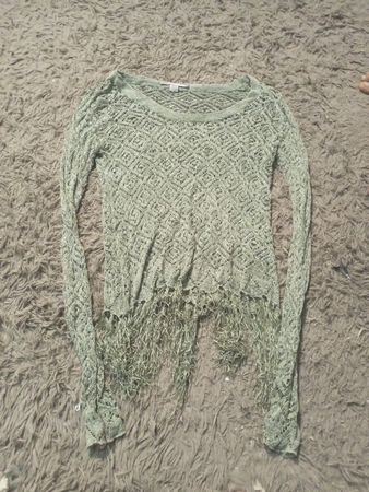 Love 21 Damen grüner Strick-Fransenpullover