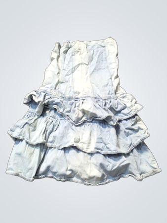 Leicht gewaschenes Denim-Rüschenskleid