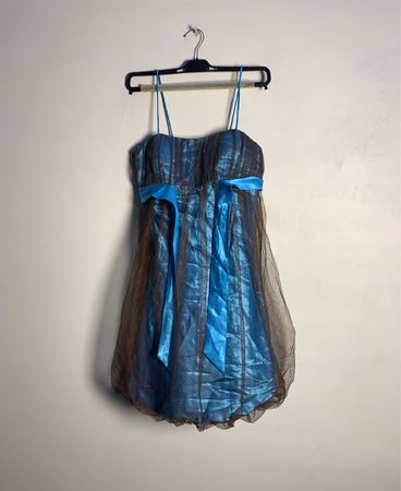 Frankreich Mode Blaues Kleid