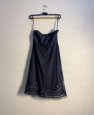 Esprit Collection Schwarzes trägerloses Kleid