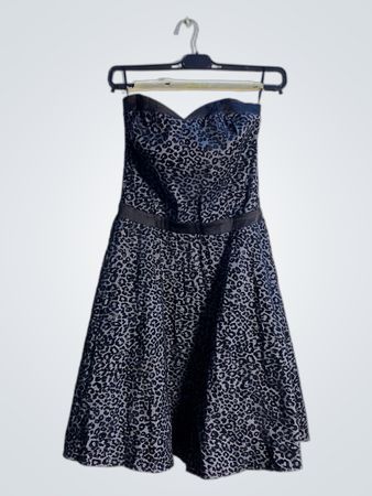 Trägerloses Leopardenmuster-Kleid