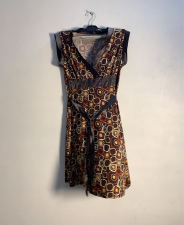 Damen Kleid mit geometrischem Druck