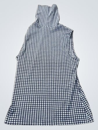 Ärmelloses Polka-Dot-Kleid mit Stehkragen