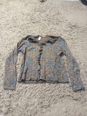Comme ca Lace Long Sleeve Top