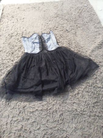 Schwarzes Tüll-Corsagenkleid