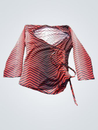 Rotes und schwarzes Chevron-Muster Wickeloberteil mit Kordelzug