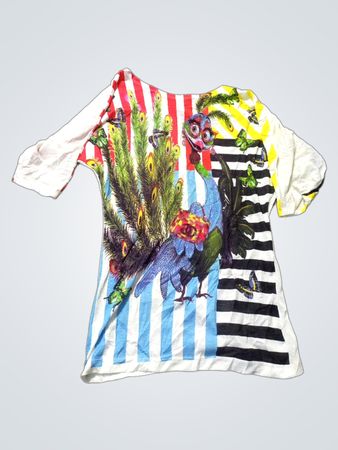T-Shirt mit Pfau- und Schmetterlingsdruck