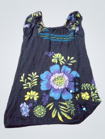 Schwarz T-Shirt mit floralem Druck