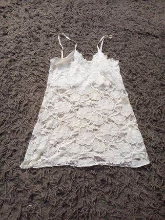 Weißes Spitzen-Camisole