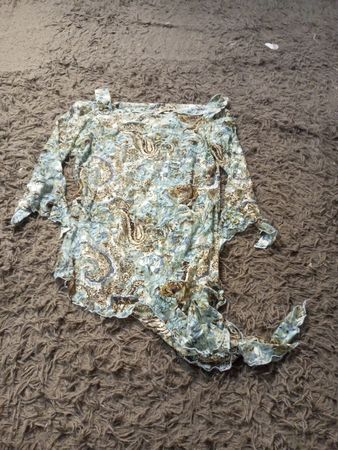 Jadwiga Damen Blaue Paisley-Druck Rüschentunika
