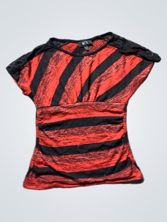 BCX Rot- und Schwarz gestreifter Top mit Spitze