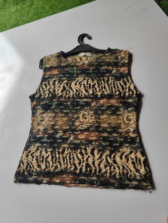 PIPELINE Sleeveless Top with Animal Print