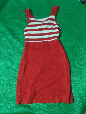 Melrose Rot und Weiß Gestreiftes Kleid