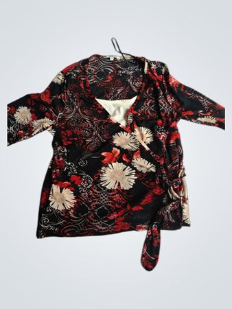M&Co. Damen Wickeloberteil mit floralem Druck