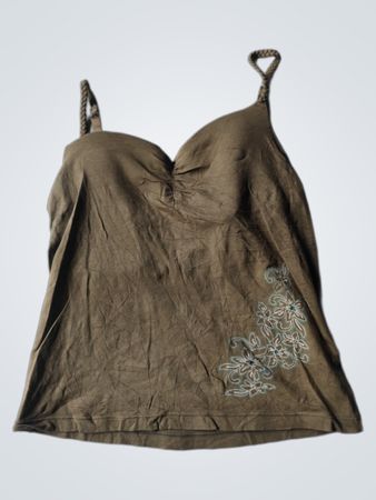 Grünes Tanktop mit floralem Stickerei