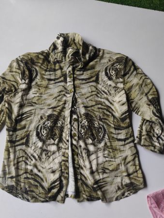 Versay Tiger Print Button-Up Shirt
