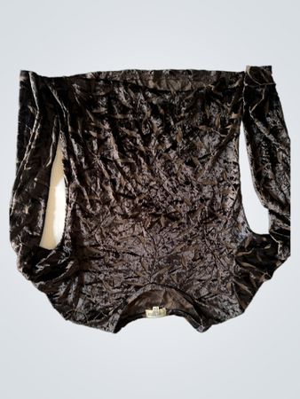 BODY TOUCH Samt Burnout Off-the-Shoulder Top
