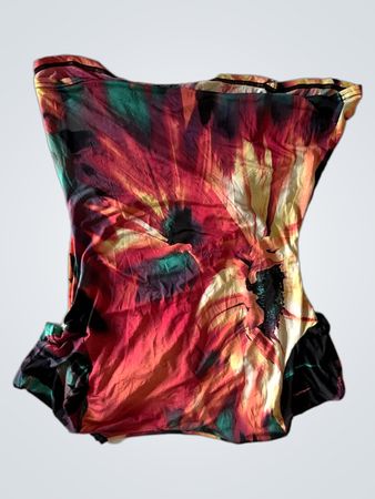 ROMEO + JULIETTE Floral Print Twisted Top