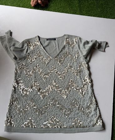 SIXTH SENSE Women's Grey Sequin Embellished V-Neck Top