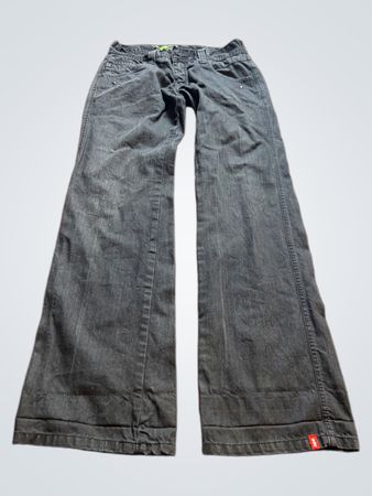 DC by Etnonit Jeans