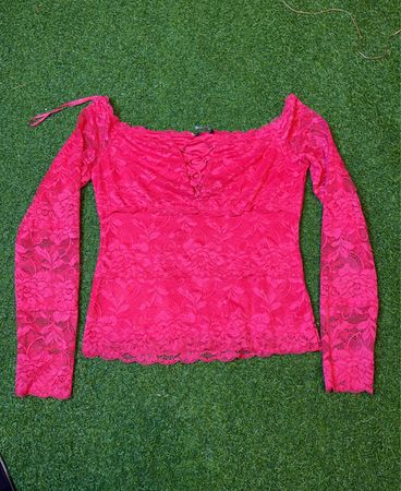 Guess Lace Off-Shoulder Top