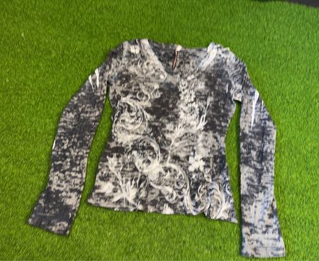 Sienna Rose, Inc. Graphic Print Long Sleeve Top