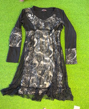 Robe en dentelle noire FPRIOR