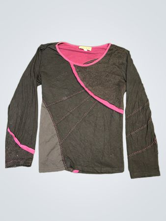 CELAIA Black and Pink Long Sleeve Top