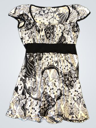 Miss Luna Damenkleid in Schwarz und Weiß mit Muster