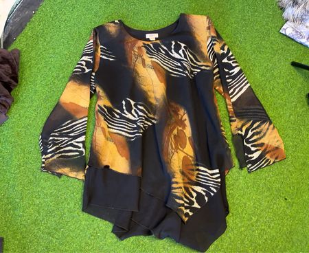 Eko Damen Tunika mit Animal-Print und langen Ärmeln