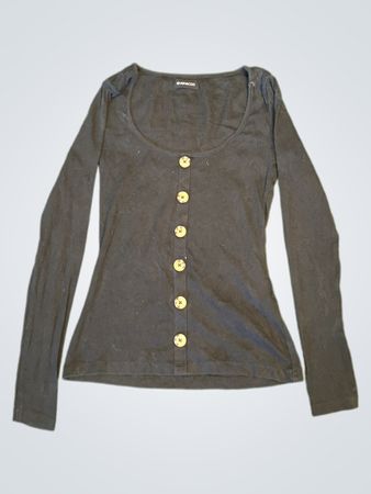 Schwarzes, rippenstrukturiertes Button-Up-Oberteil mit langen Ärmeln