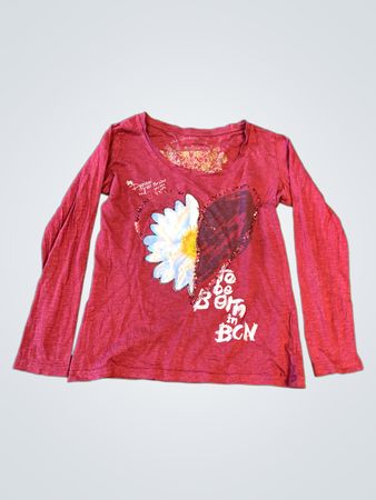Langärmliges Shirt mit Herz- und Blumendesign