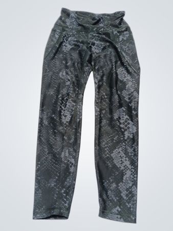 Old Navy Elevate Snakeskin Print Leggings