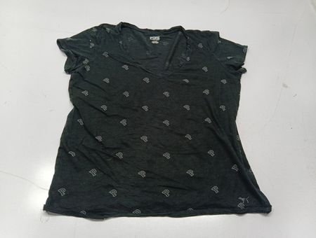 Victoria's Secret PINK T-Shirt