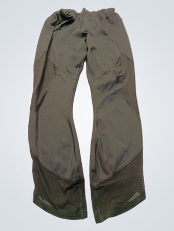 Athleta Salutation 7/8 Tight