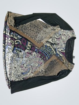 Essance Paisley Top