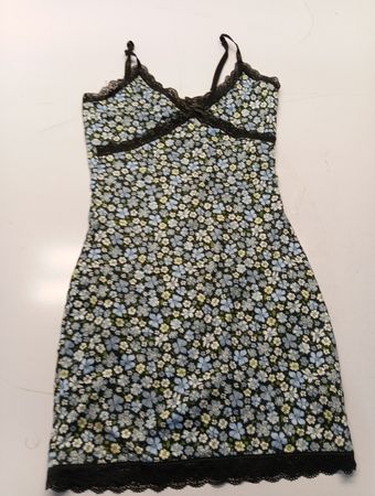 Going Floral Lace Trim Dress